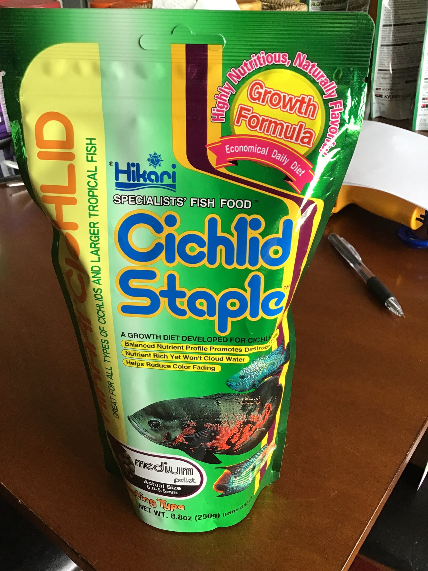 Hikari Cichlid Staple Food: Medium Pellets 8.8 oz
